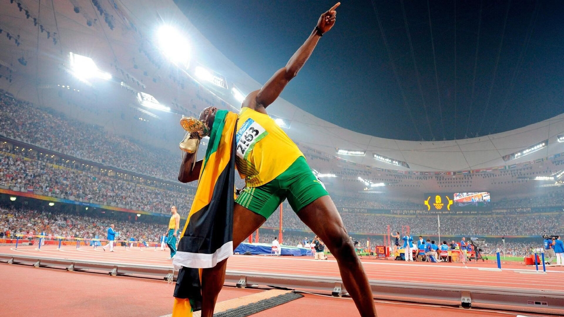 爱游戏体育app-橄榄球志愿服务体系逐步完善，橄榄球专项运动员能上哪些大学