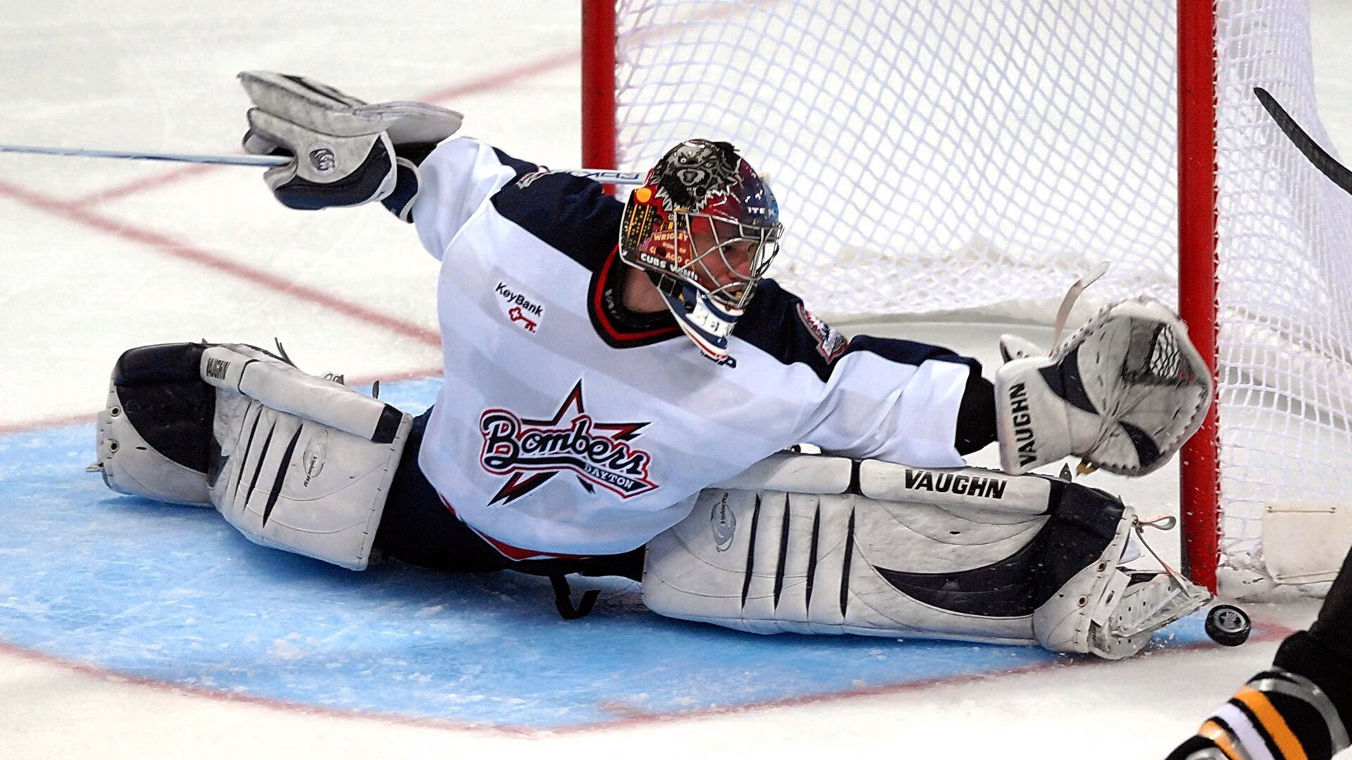 aiyouxi-史上最疯狂的外线投篮全集：谁敢挑战纪录？，外线投篮是三分球吗